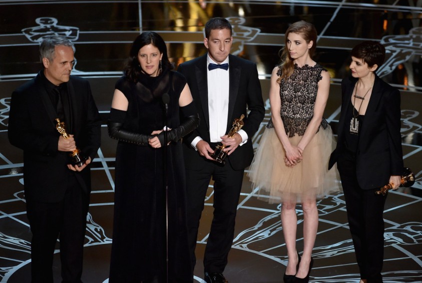 Laura Poitras e gli attori di "Citizenfour", premiato come miglior documentario agli Oscar 2015
