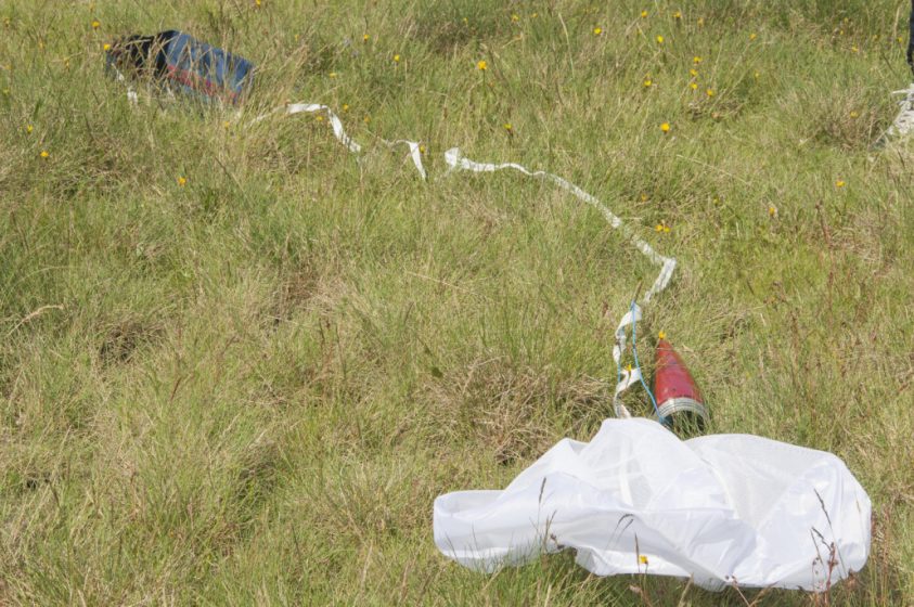 L'ogiva di Rocksanne I-X con il paracadute